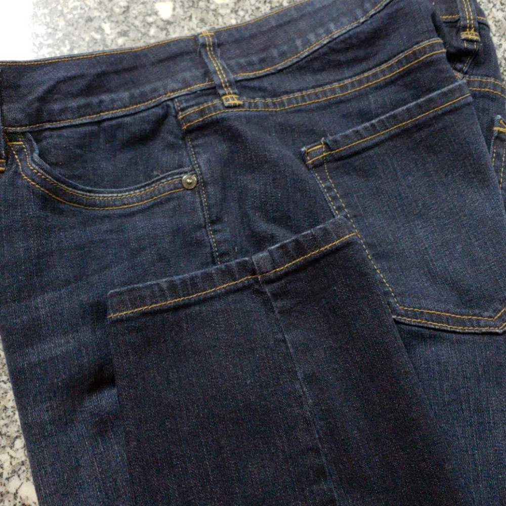 Liz Claiborne dark wash jeans 12 petite